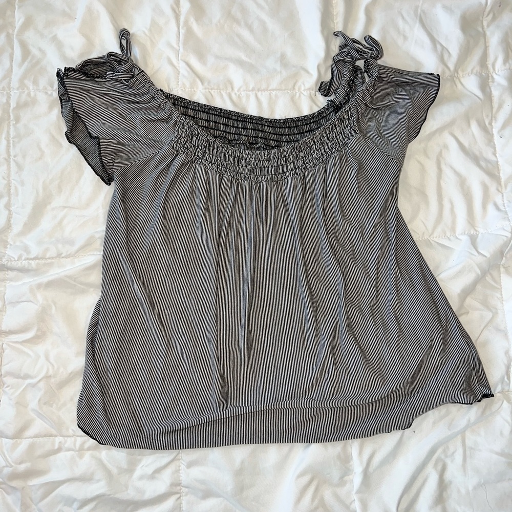 Soft and sexy mini stripes tee